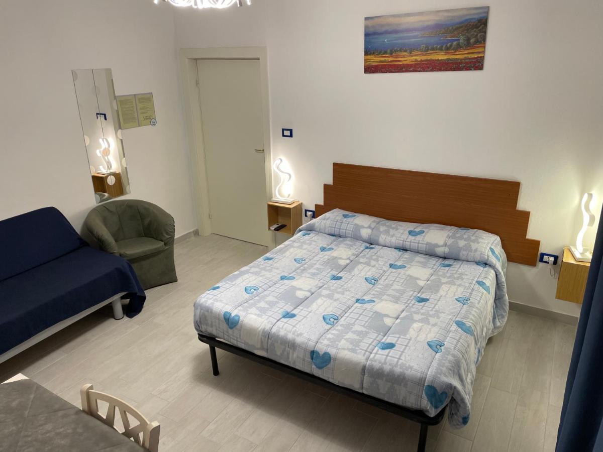 B&B Del Corso - Affittacamere Giulianova Dış mekan fotoğraf
